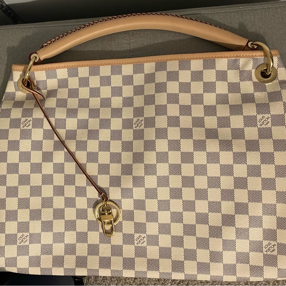 Louis Vuitton Artsy MM Damier Azur with felt - like NEW